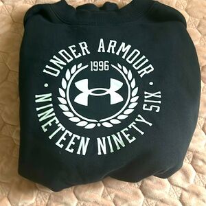 a nice crew neck hoodie very comfortable